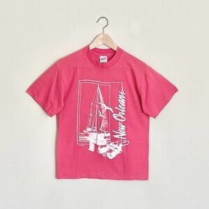 Vintage 80s Puff Print New Orleans Sail Boat Graphic Dark Pink T Shirt Adult M